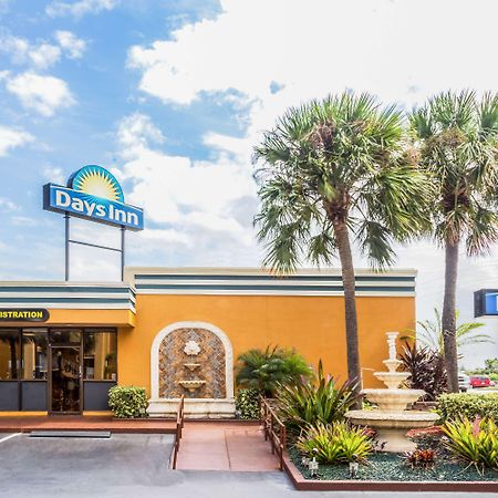 Days Inn By Wyndham Fort Lauderdale-Oakland Park Airport N Wilton Manors Ngoại thất bức ảnh